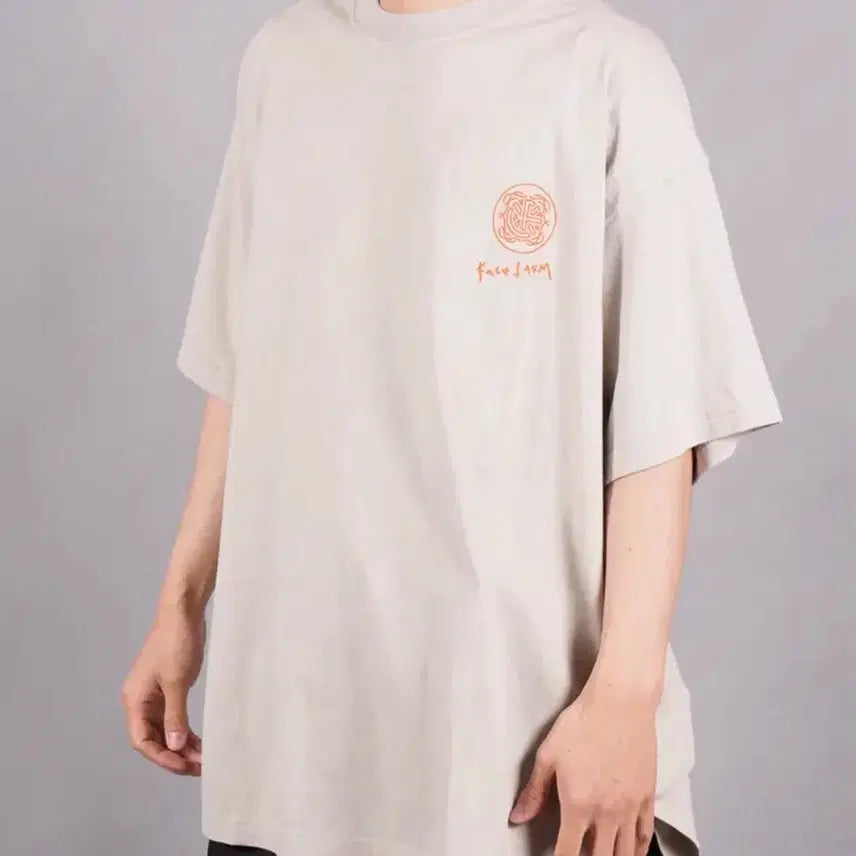 [BUNJANG] Facetsm Printed Short Sleeve T-shirt Sand Beige / 파세타즘 프린트 반팔 티셔츠 샌드베이지 컬러