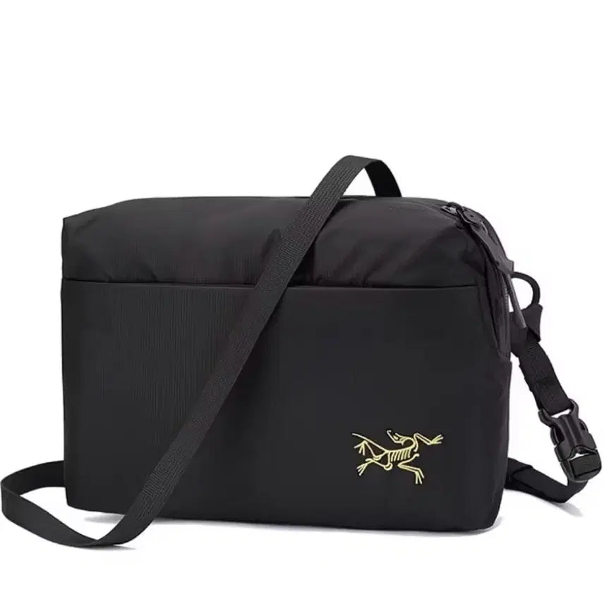 [BUNJANG] Arc'teryx Heliad 6 Crossbody Bag Black / 아크테릭스 헬리아드 6 크로스백 블랙/ 새 제품/무료배송