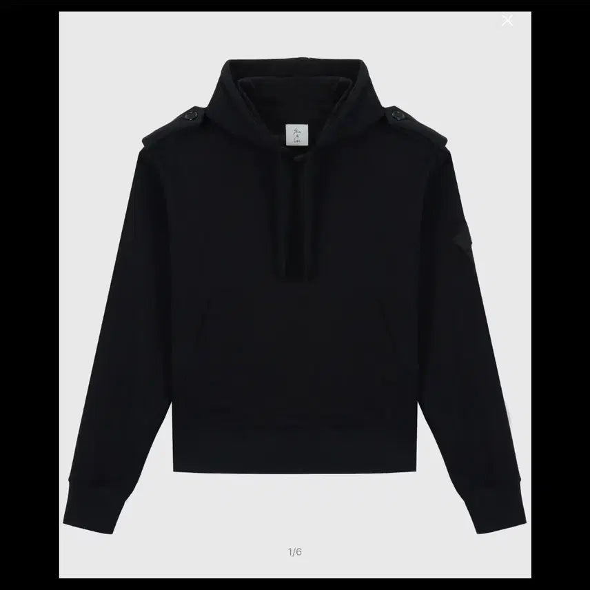 [BUNJANG] SSIN AND LEE Shoulder Epaulet Short Hooded Sweatshirt (Black) / SSIN AND LEE 어깨 견장 포인트 쇼트 후드 스웨트셔츠(블랙)(미사용 제품)