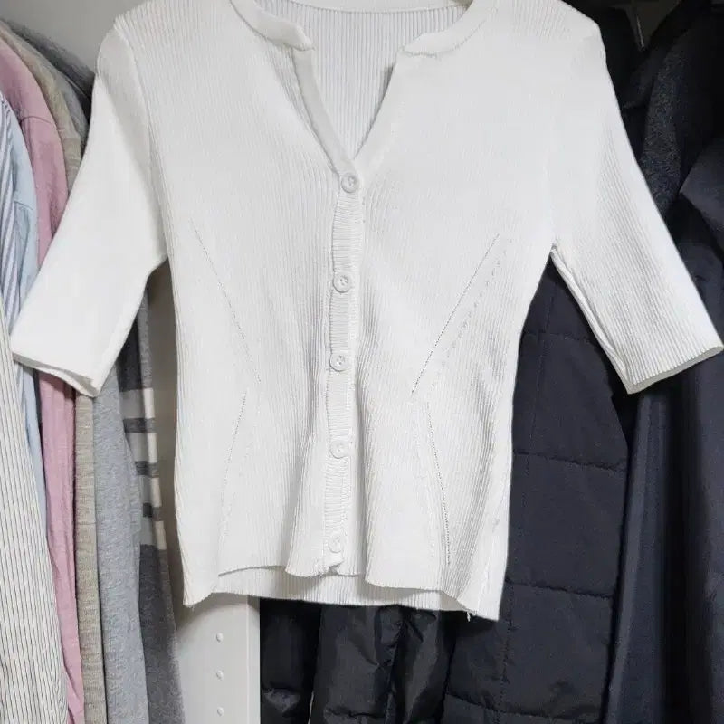 [BUNJANG] White Ribbed Half-Sleeve Cardigan / 10 화이트 골지 반팔 가디건