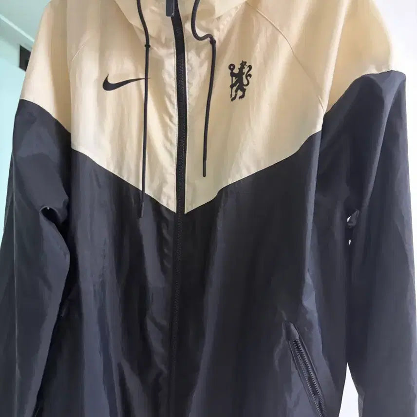 [BUNJANG] Chelsea 23/24 Nike Limited Edition Windrunner / 첼시 23/24  한정판 바람막이 나이키 윈드러너