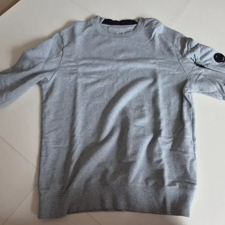 [BUNJANG] CP Company Sweatshirt Grey XL / CP컴퍼니 맨투맨 그레이 XL