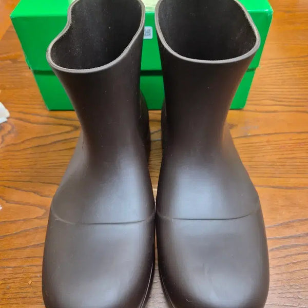 [BUNJANG] Bottega Veneta Puddle Boots Brown Size 43 / 보테가베네타 퍼들 부츠 브라운 43사이즈 640043