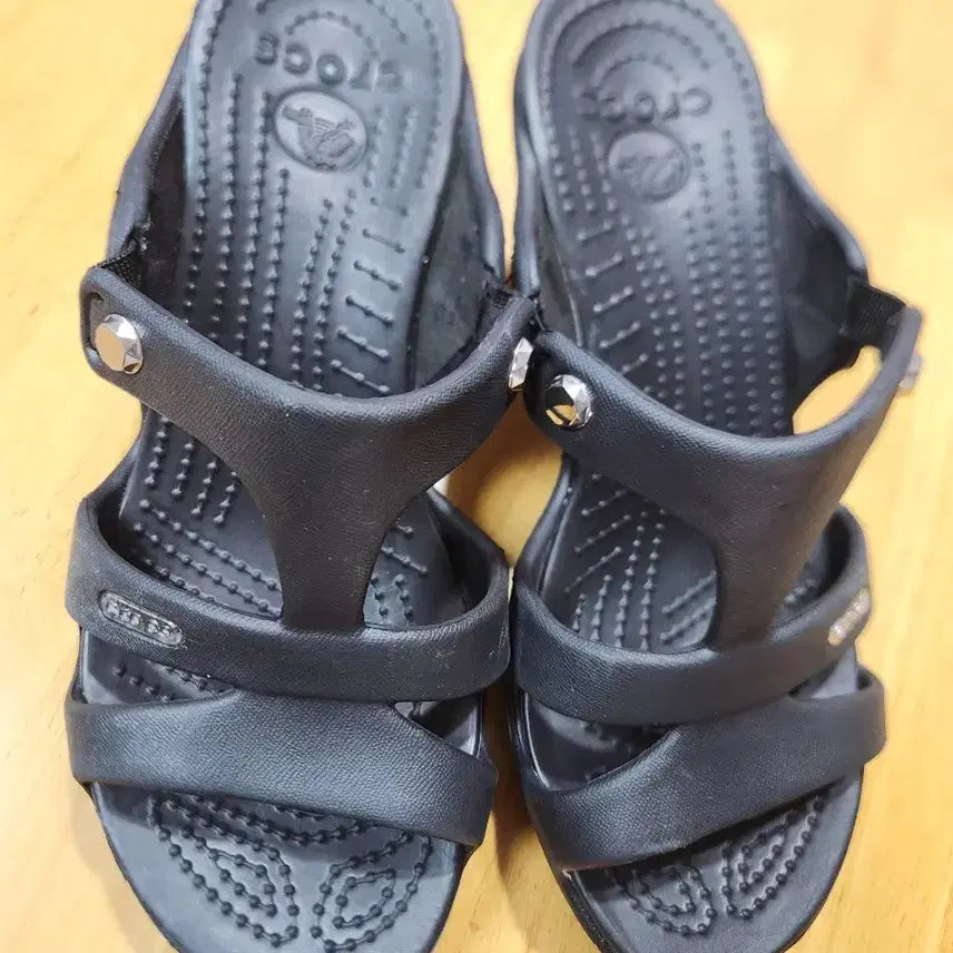 [BUNJANG] Crocs Cypress Hill Wedge Sandal Black 240 / 크록스 싸이프러스힐 240  웨지힐 샌들 블랙