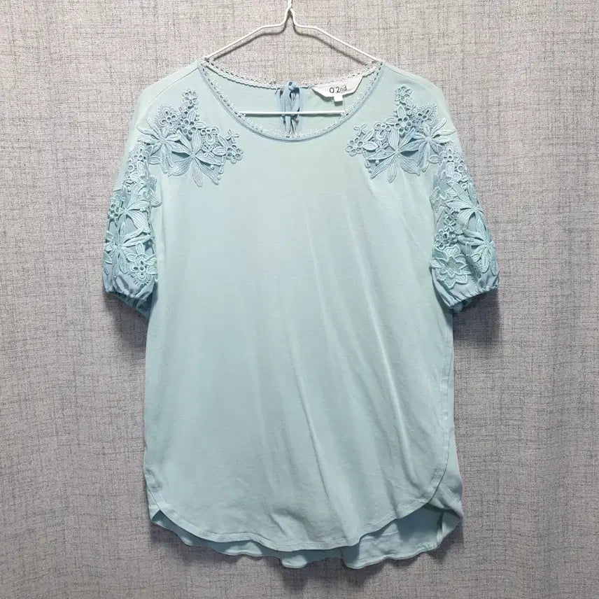 [BUNJANG] Ozsecon Women's Short-Sleeve T-Shirt Flower Lace Size 1 / 오즈세컨 여성 플라워 레이스 반팔티 1