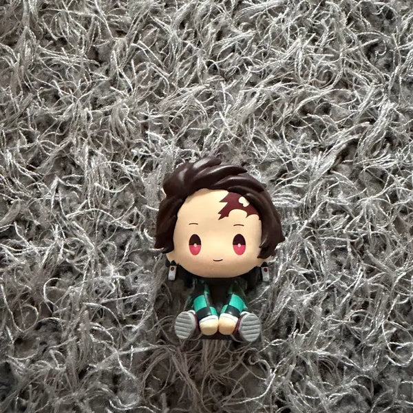 [BUNJANG] Demon Slayer Tanjiro Wind-up Gacha Figure / 귀멸의 칼날 탄지로 태엽 가챠