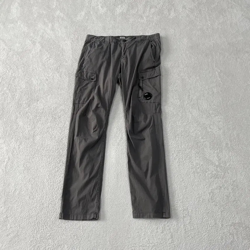 [BUNJANG] CP Company 2022 Spring/Summer Lens Cargo Pants Khaki Size 34-35 / CP컴퍼니 2022 봄여름 카고렌즈 팬츠 바지 34-35