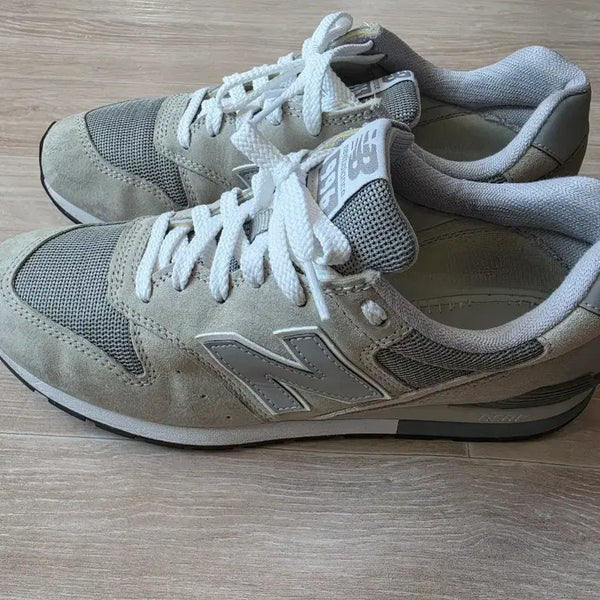 [BUNJANG] New Balance 996 Grey Sneakers / 뉴발란스 996