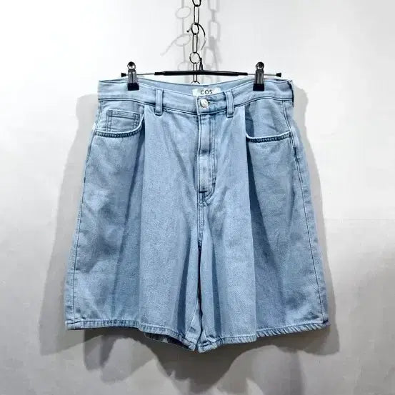 [BUNJANG] COS High-Waist Denim Shorts Size 28 / 28 코스 여성반바지 하이웨스트 청반바지