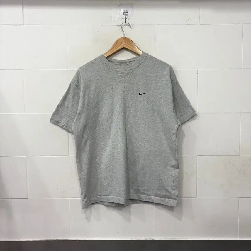 [BUNJANG] Nike Short Sleeve T-Shirt Grey / 나이키 반팔 티셔츠 그레이