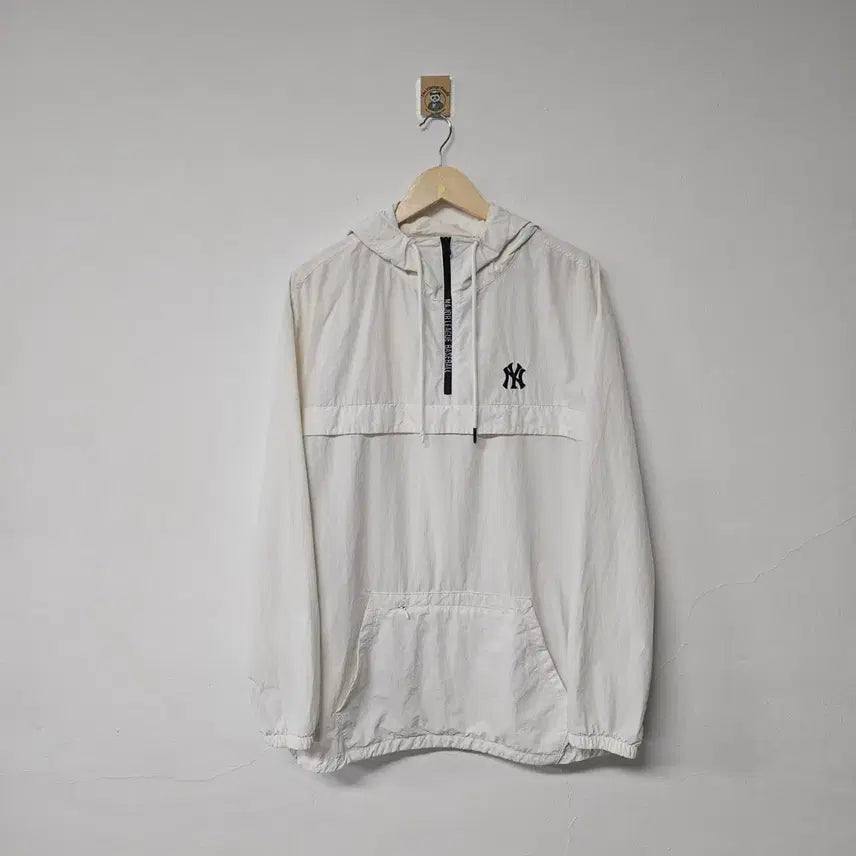 [BUNJANG] MLB New York Yankees Anorak Windbreaker / [105] MLB 뉴욕양키스 아노락 바람막이
