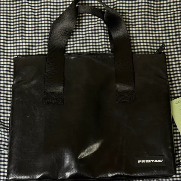 [BUNJANG] Freitag F45 Lois All Black Sport Bag / [택포/새상품] 프라이탁 로이스 올검 스포츠백 F45 LOIS