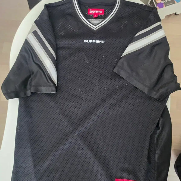 [BUNJANG] Supreme Jacquard Lip Football Jersey Black / 슈프림 자카드 립 풋볼 저지