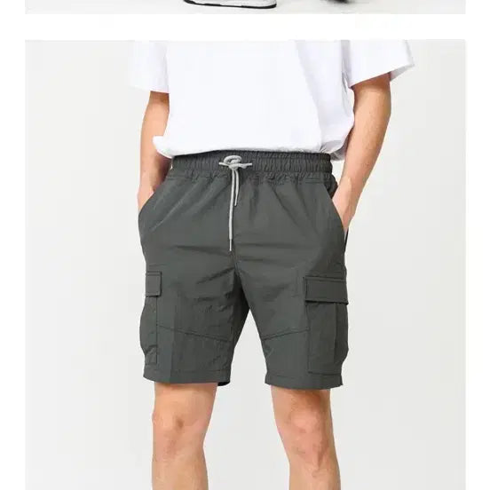 [BUNJANG] Mile Garage Nylon Cargo Shorts Charcoal / 마일 게러지 나일론 카고 반바지 차콜