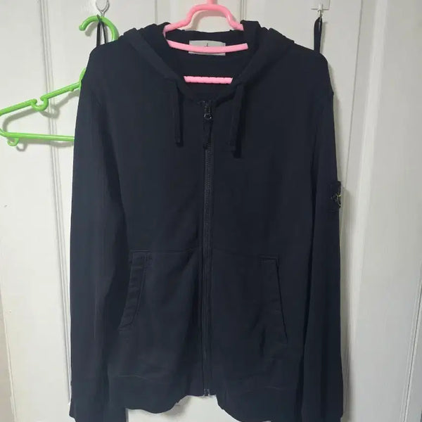 [BUNJANG] Stone Island 24FW Black Hooded Zip-Up M / 24FW 스톤아일랜드 블랙 후드집업 M