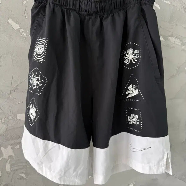 [BUNJANG] Nike Running Shorts Black White Printing M / 나이키 반바지 블랙 화이트 프린팅 m