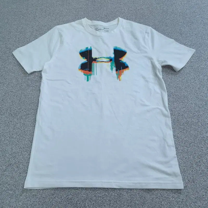 [BUNJANG] Under Armour Short Sleeve T-Shirt / S 언더아머 반팔 티 | 0716C21
