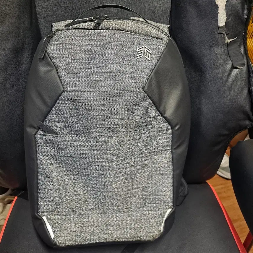 [BUNJANG] Microsoft Surface Laptop Backpack / 마이크로소프트 Surface 백팩