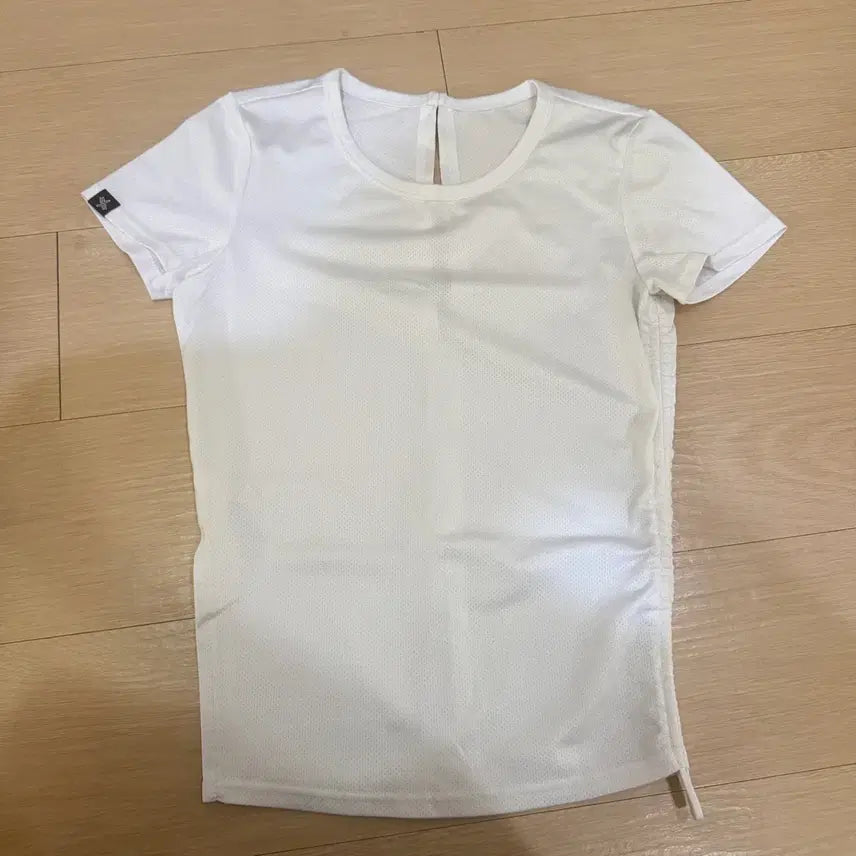 [BUNJANG] Xexymix White Short Sleeve T-Shirt / 젝시믹스 화이트 반팔 티