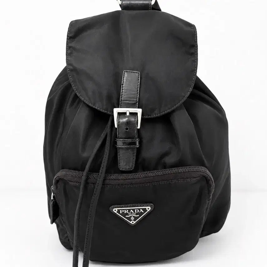 [BUNJANG] Prada Nylon Backpack (Medium) / 프라다 나일론 백팩 (미디움사이즈)