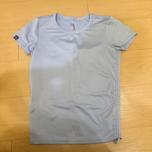 [BUNJANG] Xexymix Women's Short Sleeve T-Shirt Light Blue / [젝시믹스]여성용 반팔 티셔츠 라이트 블루