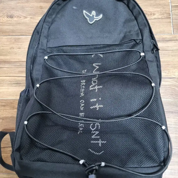 [BUNJANG] What It Isn't Backpack Black / 왓잇이즌 가방