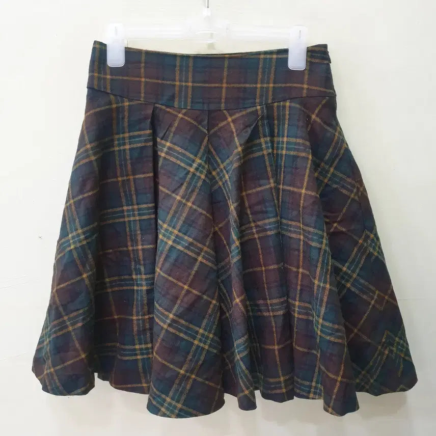 [BUNJANG] McGinn Knightsbridge Plaid Skirt (Green/Navy/Brown) / McGINN KNIGHTSBRIDGE 치마 그린/네이비/브라운 36