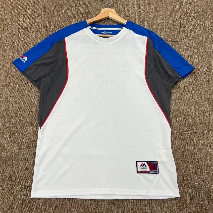 [BUNJANG] Majestic Functional Half-Sleeve T-Shirt White/Blue/Grey Size 110 / 마제스틱 기능성 반팔티 (110)