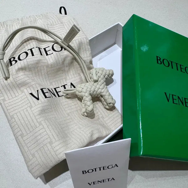 [BUNJANG] Bottega Veneta Dog Charm / 보테가 베네타 도그 참