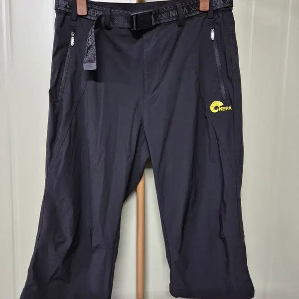 [BUNJANG] Nepa Men's 7-Length Pants with Belt / 네파 남성 7부 바지 검정색 벨트 포함