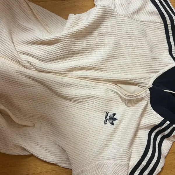 [BUNJANG] Adidas Cream White Track Top XL / 아디다스 트랙탑 크림 화이트