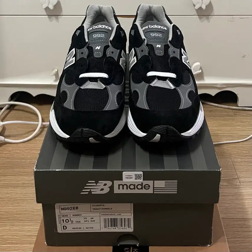 [BUNJANG] New Balance 992 Made in USA Black Grey / 뉴발란스 992 메이드 인 USA 블랙 그레이 285 새거