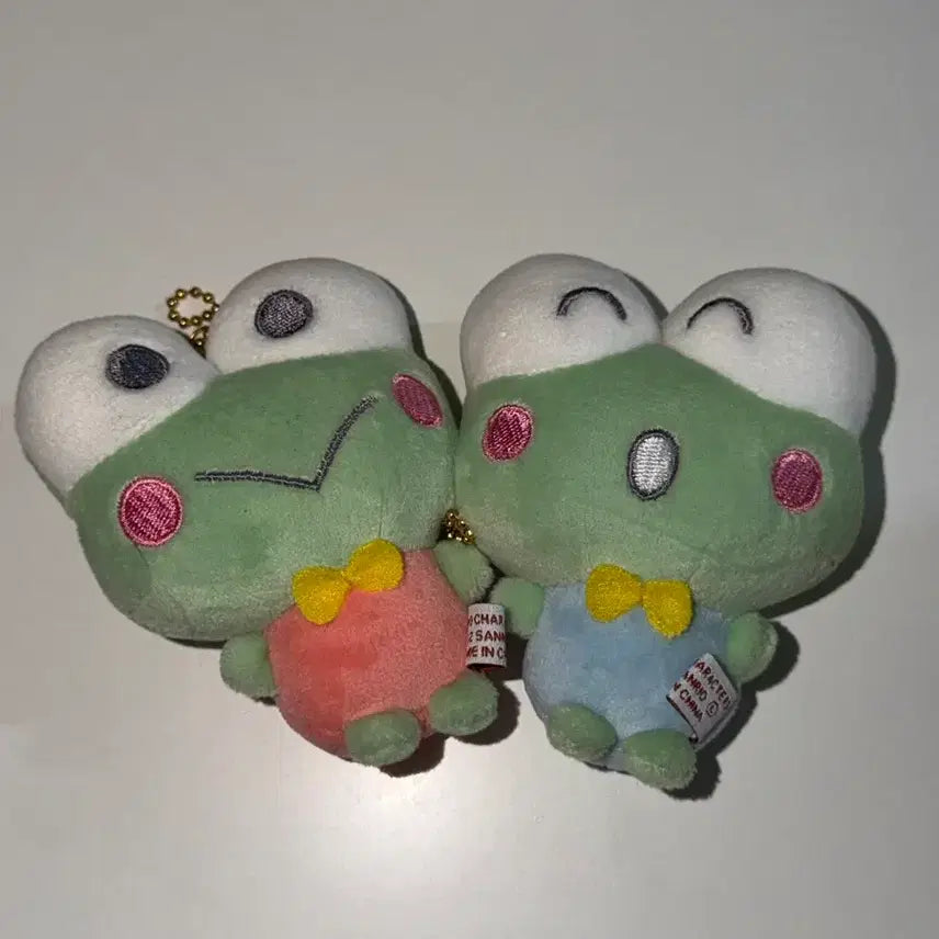 [BUNJANG] Sanrio Keroppi Magnetic Plush Keychain / 산리오 케로피 자석 키링