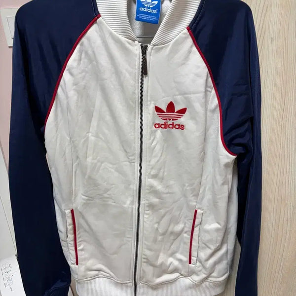 [BUNJANG] Adidas Europa Track Top Jersey White Navy Size 95 / 아디다스 라떼 화이트 네이비 유로파 트랙탑 져지 95
