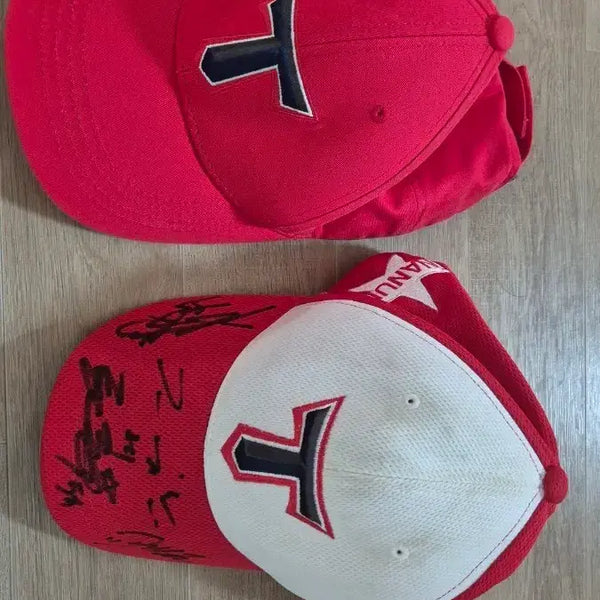 [BUNJANG] Kia Tigers Baseball Cap Bundle Set / 택포 기아타이거즈 모자 일괄 2개