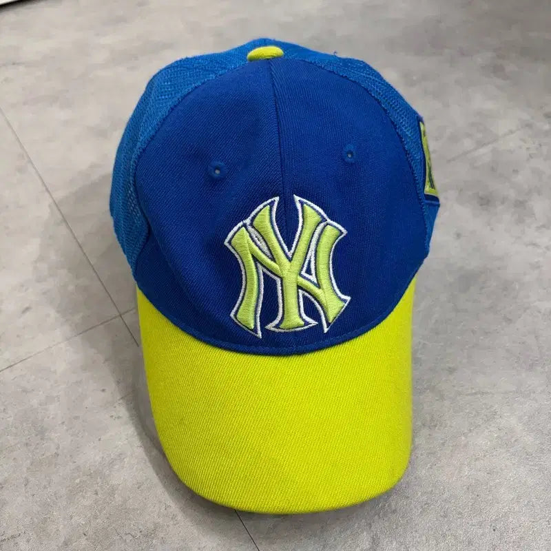 [BUNJANG] MLB New York Yankees Kids Hat (Blue/Lime) / FREE MLB 뉴욕 양키스 키즈 모자 블루 라임