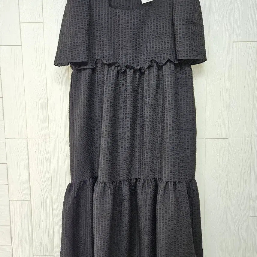 [BUNJANG] Plus Size Textured Black Dress / 빅사이즈 지지미 블랙원피스