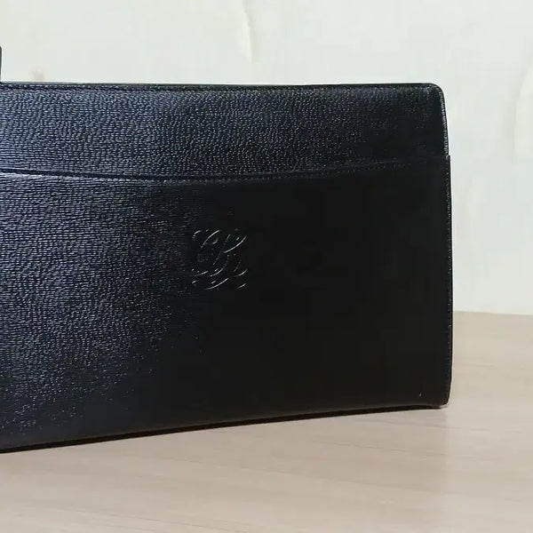 [BUNJANG] Louis Quatorze Black Leather Clutch Bag with Embossed Logo and Wrist Strap / 루이까또즈 클런치백