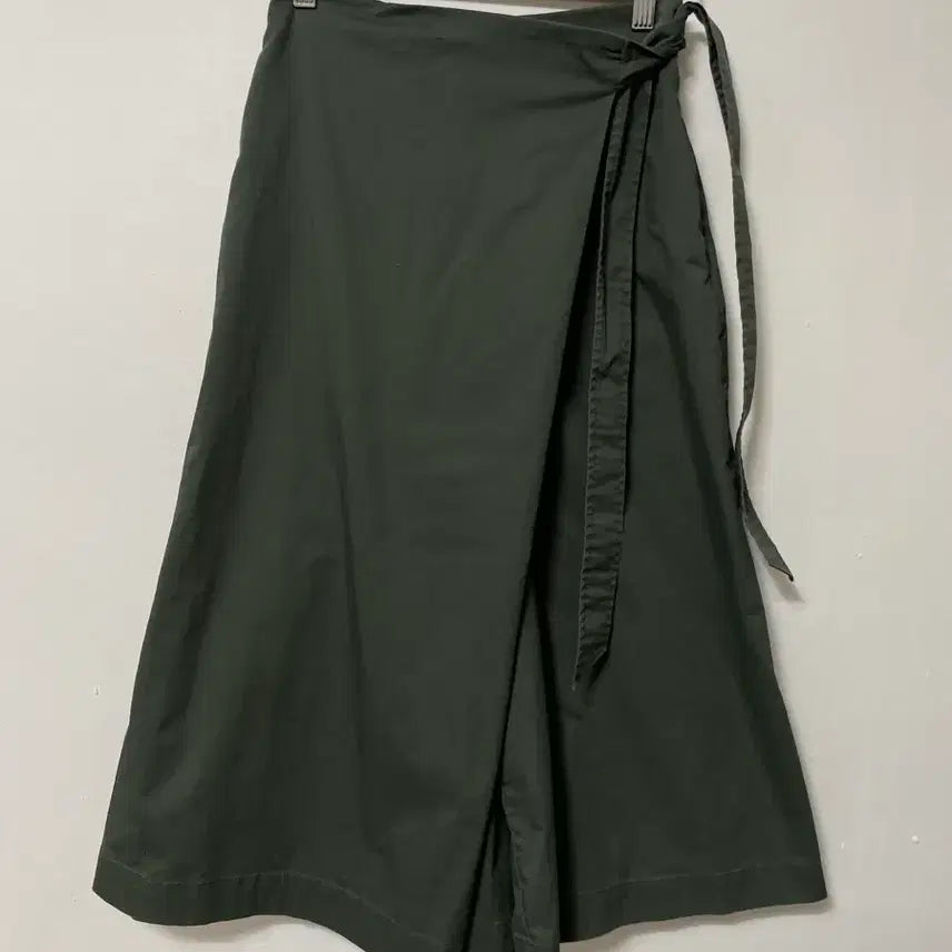 [BUNJANG] Uniqlo Amekaji Banding Skirt Wide Pants / 55 유니클로 아메카지 밴딩 치마 와이드팬츠 정품