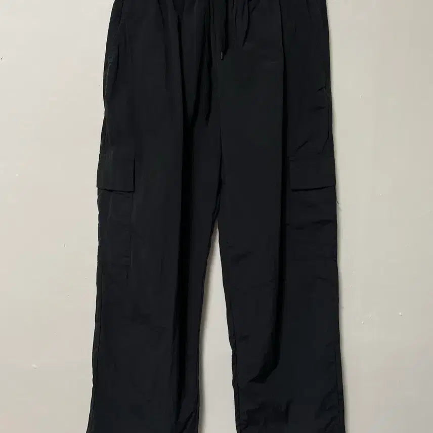 [BUNJANG] Black Nylon Cargo Banding Wide Pants / 28-33 블랙 나일론 카고 밴딩 와이드팬츠 바지