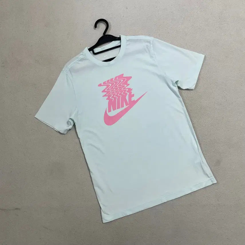 [BUNJANG] Nike Women's Round Neck Short Sleeve T-Shirt / M 나이키 여성 라운드 반팔티 B.4831