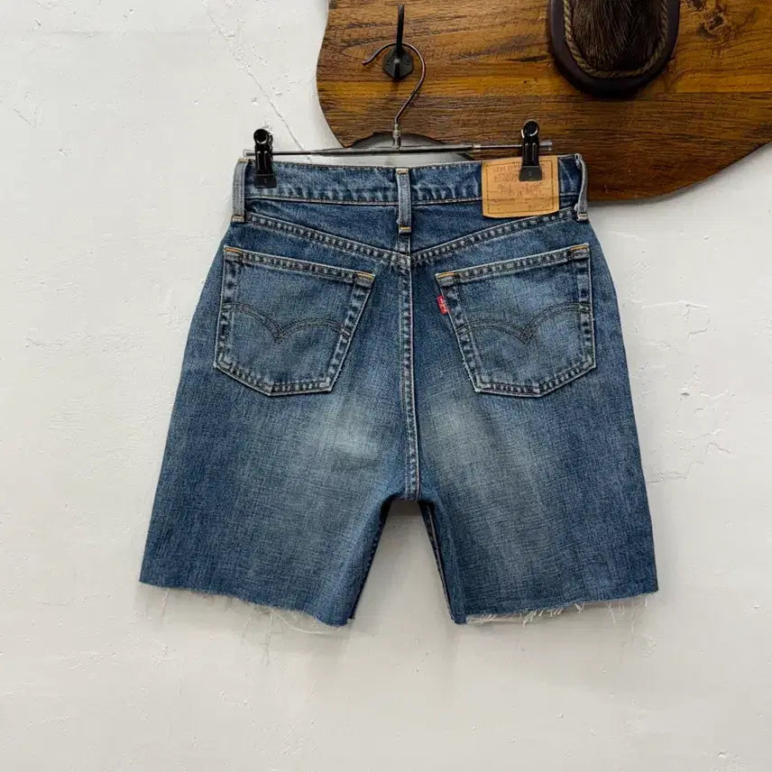 [BUNJANG] Levi's Japan 511 Cut-off Denim Shorts / 25.5) Japan 리바이스 511 쇼츠 청반바지