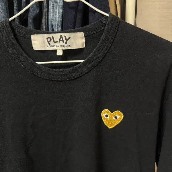 [BUNJANG] Comme des Garçons PLAY Black Short Sleeve T-shirt L / 꼼데가르송 플레이 와펜 반팔 블랙 L