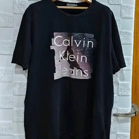 [BUNJANG] Calvin Klein Jeans Black T-Shirt 2XL / (R)캘빈클라인진스 반팔티 블랙 2XL