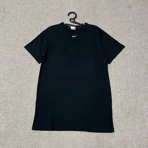[BUNJANG] Nike Women's Round Neck Short Sleeve T-Shirt XS / XS 나이키 여성 라운드 반팔티 B.8268