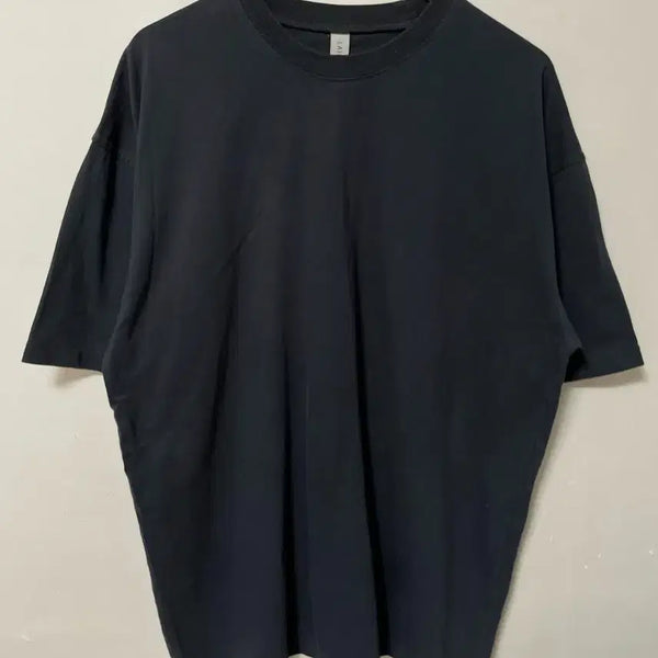 [BUNJANG] LAINE Loose Fit Short Sleeve T-Shirt / 105-110 LAINE 루즈핏 반팔티 정품