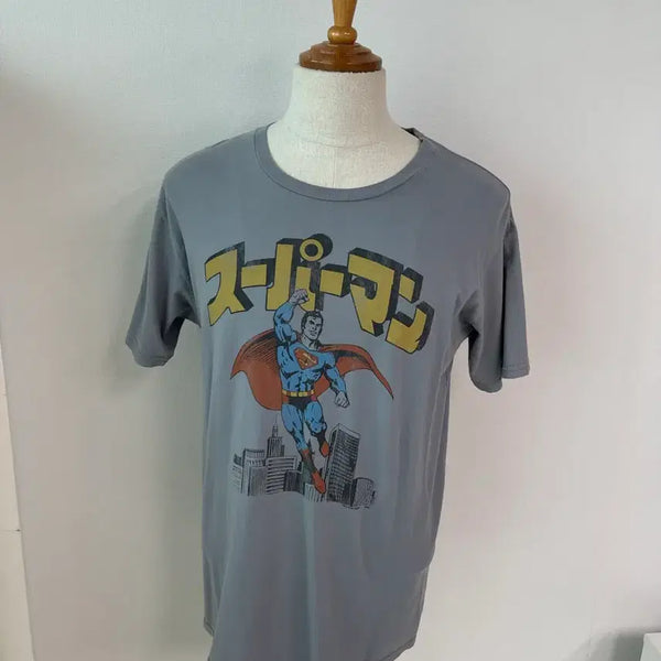 [BUNJANG] Junk Food Superman T-Shirt XL (US 110) / 정크푸드 슈퍼맨 티셔츠 XL 110 새제품