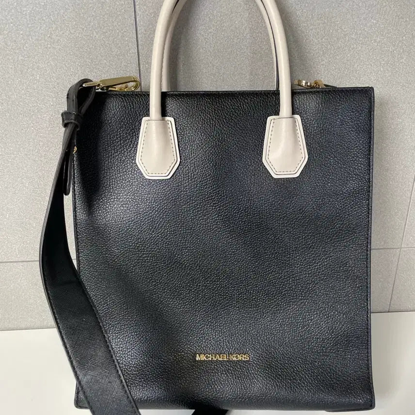 [BUNJANG] Michael Kors Combination Tote Bag / 마이클코어스 토트백 블랙 베이지 콤비