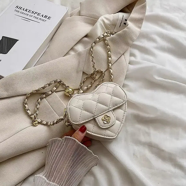 [BUNJANG] Heart Quilting Chain Crossbody Bag - Ivory / 하트 퀼팅 체인 크로스백 아이보리