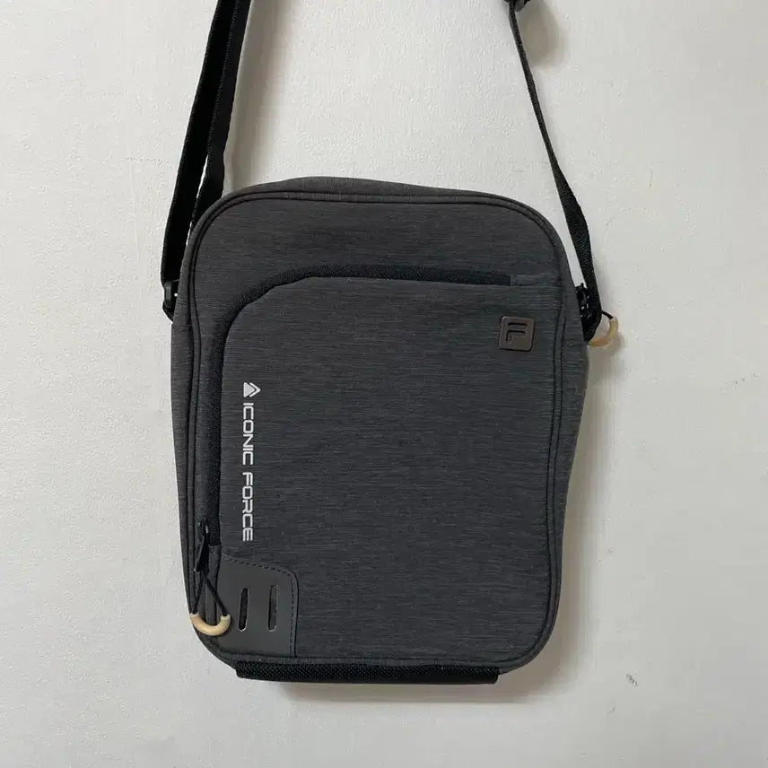 [BUNJANG] FILA Crossbody Bag / FILA 휠라 크로스백 가방 정품